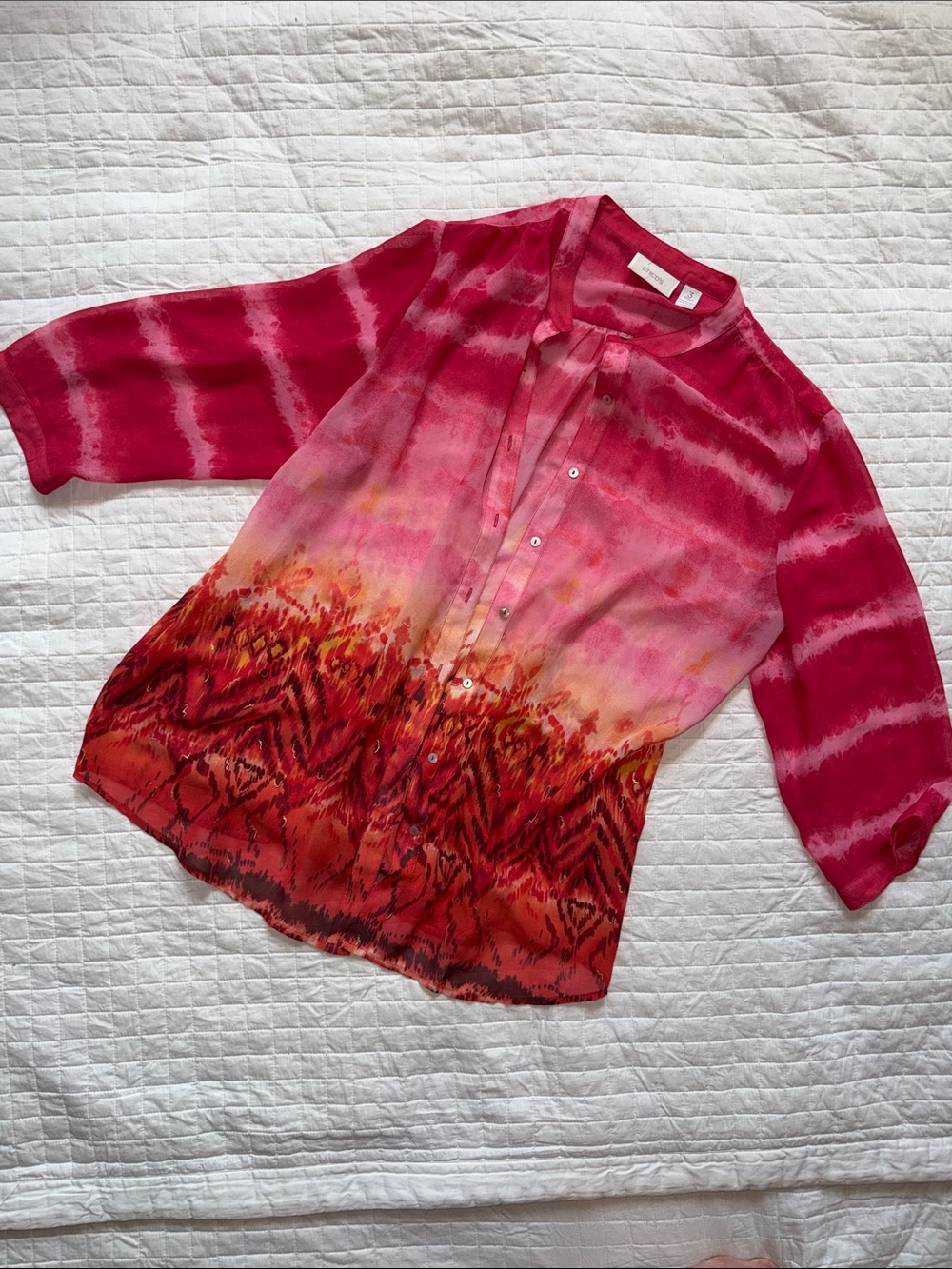 Chico's Pink & Red Gradient Button-Front Blouse